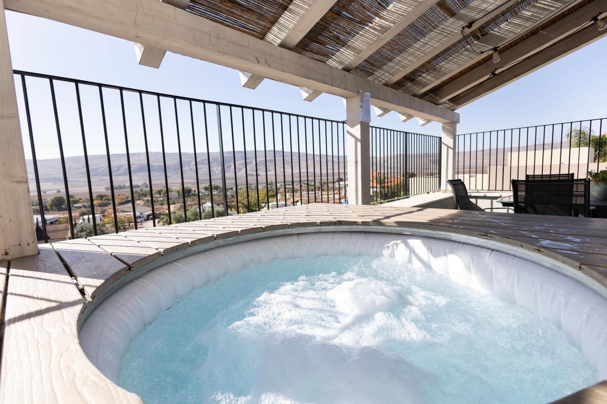 בגג העמק On The Roof Of The Valley Sirguniyah Buitenkant foto